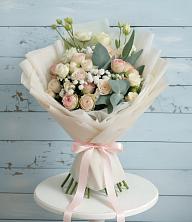 Букет цветов из:  Розы и Лизиантусы в Тазовском