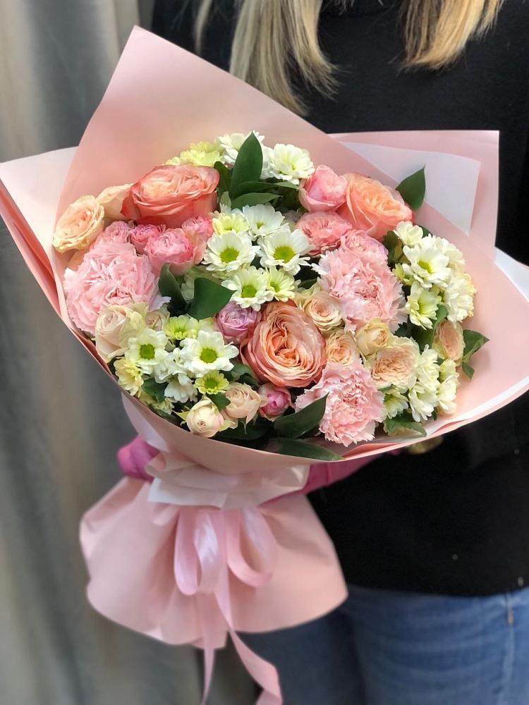 Букет цветов из: Гвоздики, Розы и Хризантемы в Тазовском