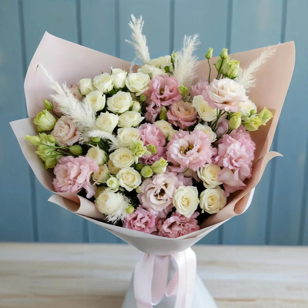 Букет цветов из: Альстромерии и Розы в Тазовском