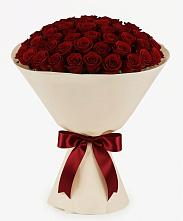 Букет 101 Бордовая роза Блэк Бакарра в Тазовском