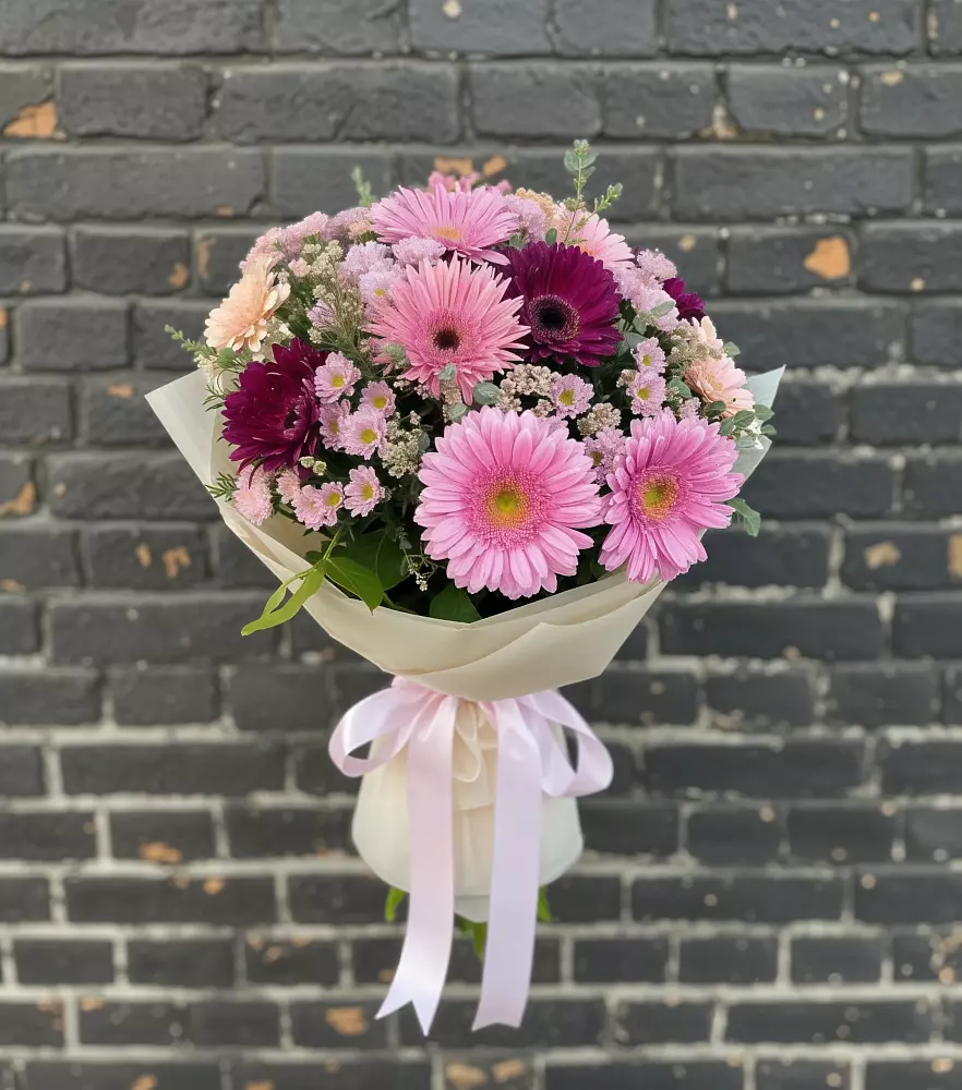 Букет цветов из: Герберы и Хризантемы в Тазовском