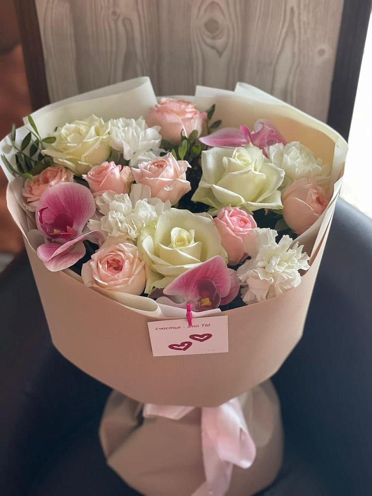 Букет цветов из: Орхидеи, Розы и Гвоздики в Тазовском