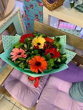 Букет цветов из:  Герберы, Хризантемы и Альстромерии в Тазовском