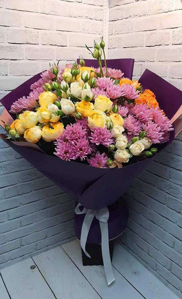 Букет цветов из: Хризантемы и Розы в Тазовском