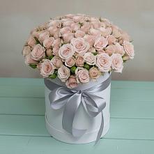 Цветочная композиция из Розы в шляпной коробке в Тазовском