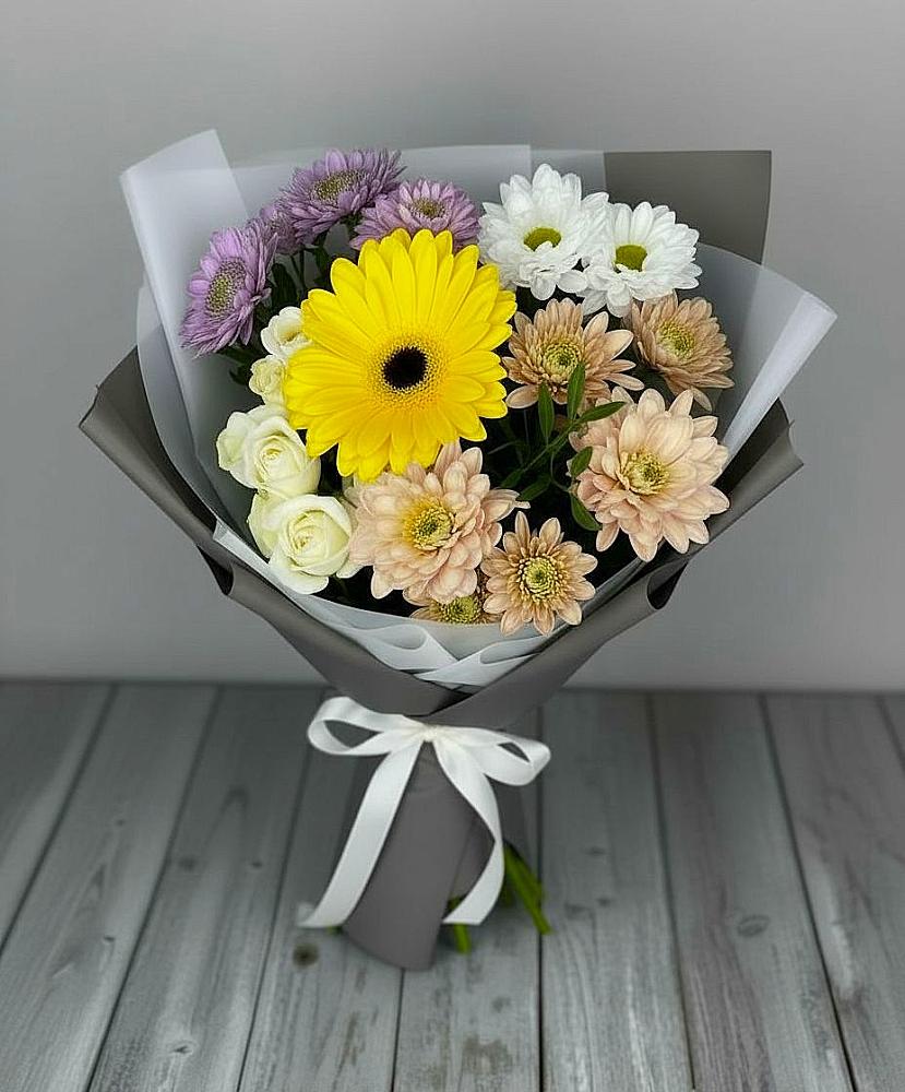 Букет цветов из: Розы, Герберы и Хризантемы в Тазовском