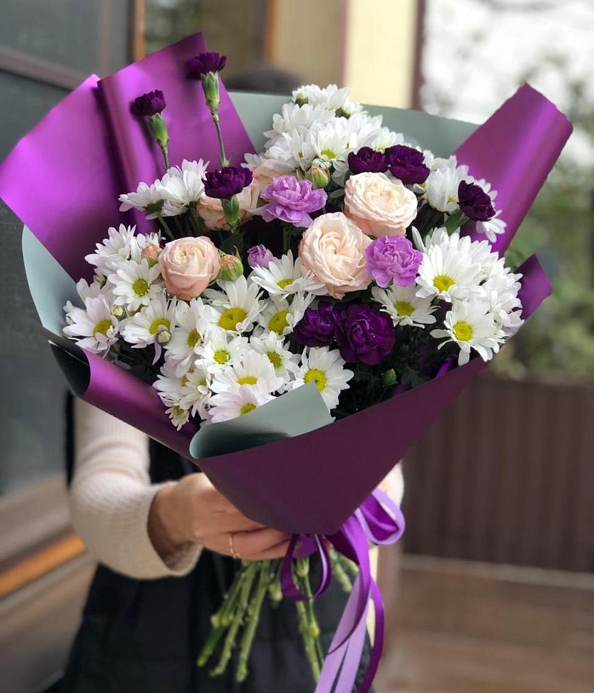 Букет цветов из: Хризантемы, Гвоздики и Розы в Тазовском