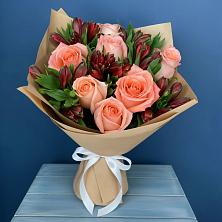 Букет цветов из:  Розы и Альстромерии в Тазовском