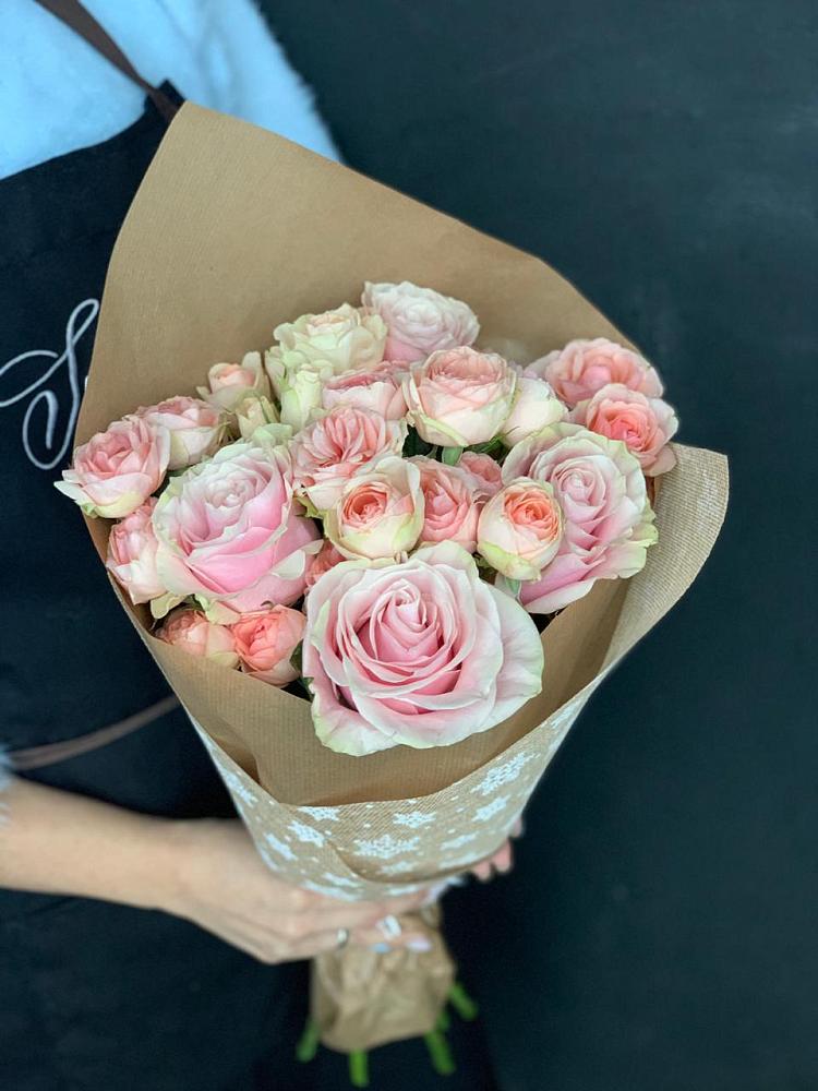 Букет цветов из: Хризантемы и Розы в Тазовском