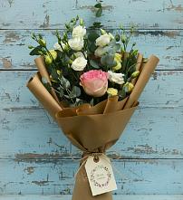 Букет цветов из:  Розы и Лизиантусы #REPLACE_PRED# Тазовском