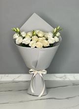 Букет цветов из:  Розы и Лизиантусы в Тазовском